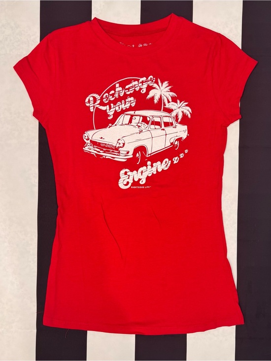 Splash Red Tee with White Retro Car & Palm Graphic